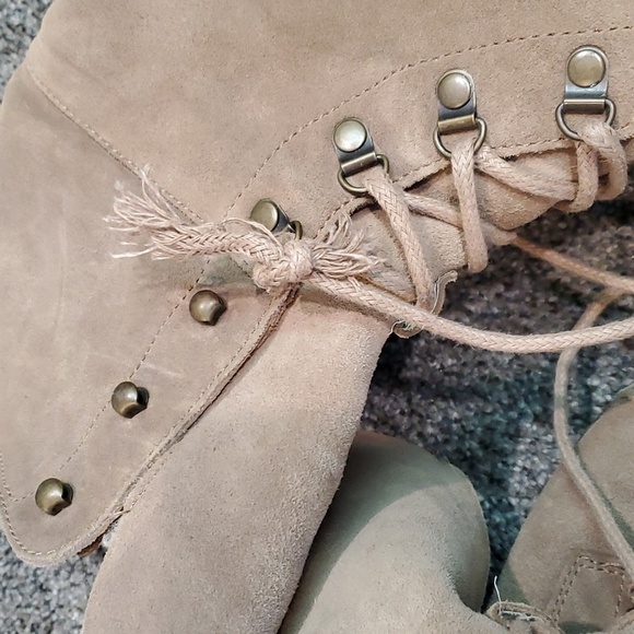 Ugg Australia Women Gradin  Ankle Suede Lace-up Sheepskin Boots shoes sz 6 - Picture 15 of 15